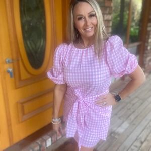 Meet your Posher, Samantha